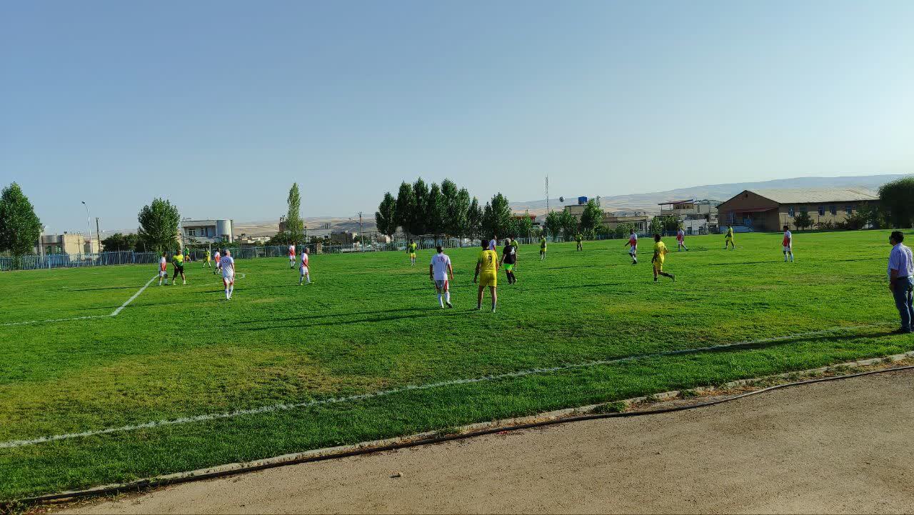 پیام آذری