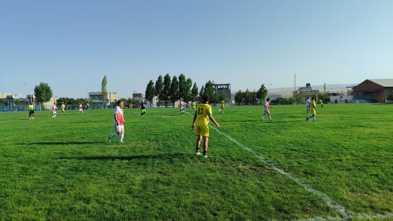 پیام آذری