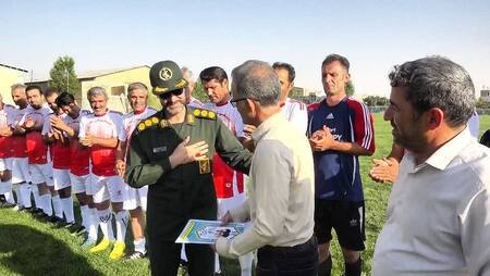 پیام آذری
