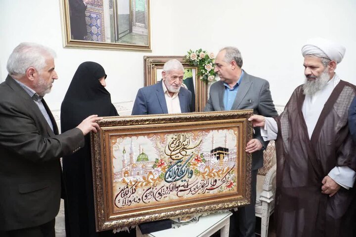 پیام آذری