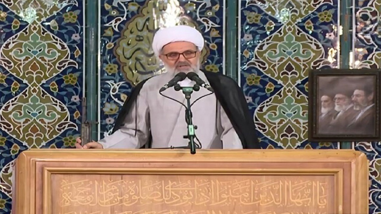 حفظ وحدت و انسجام مهمترین راه‌ مقابله با توطئه‌های دشمنان