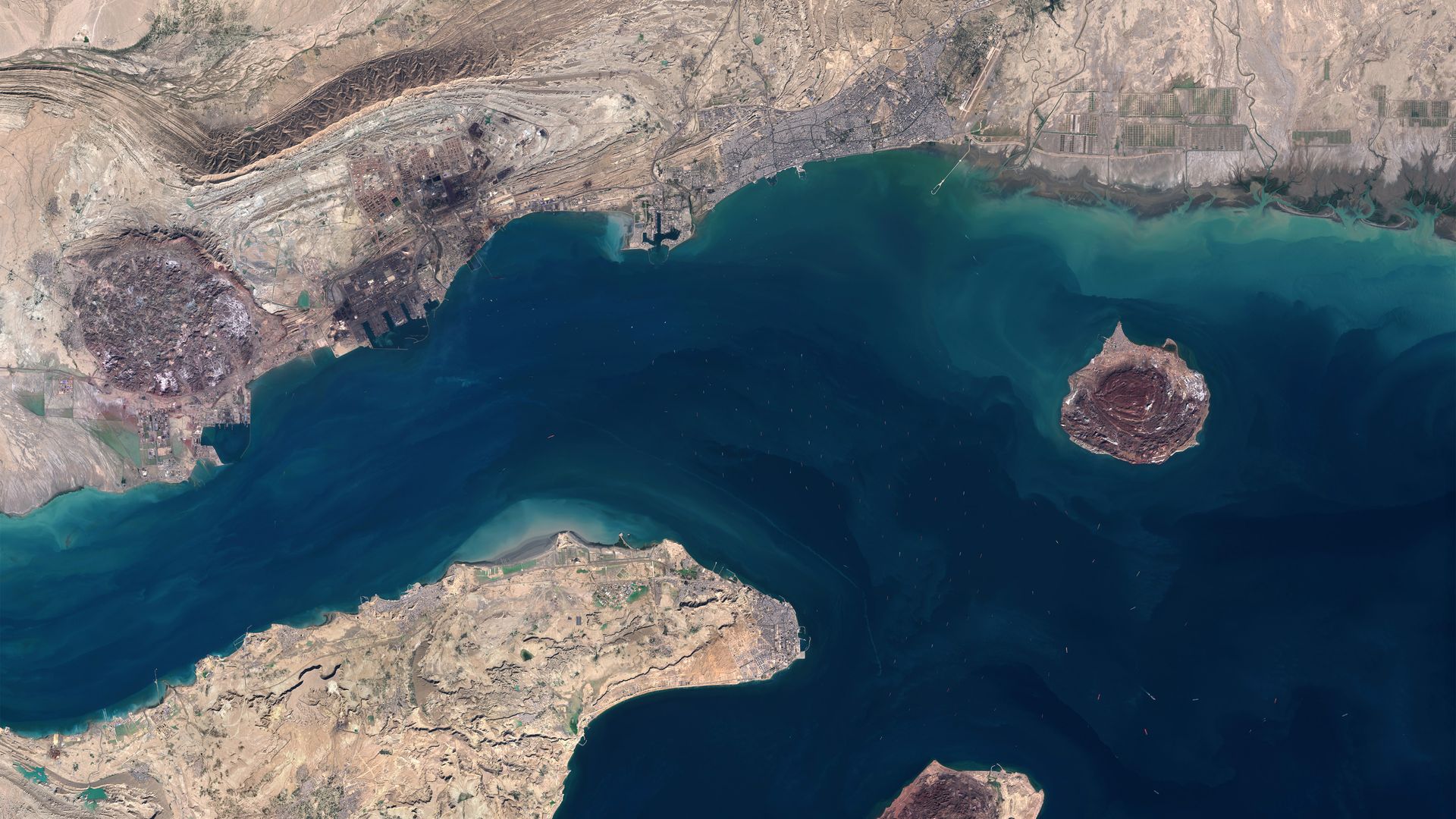 پیام آذری