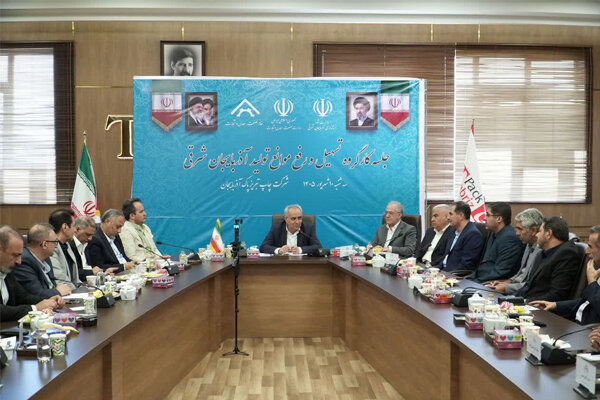 سرمست: حمایت از تولیدکنندگان آسیب‌دیده ادامه دارد