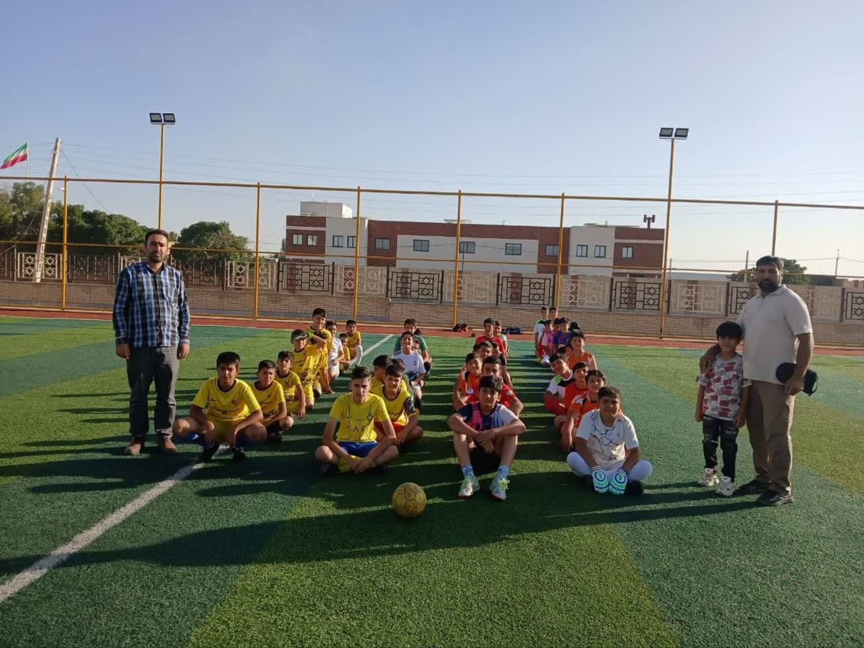پیام آذری