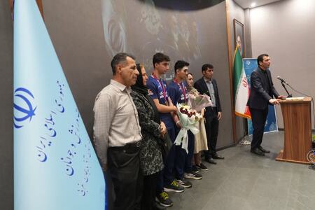 پیام آذری