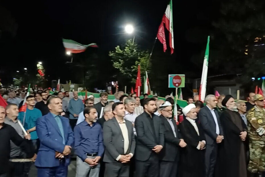 میدان‌داری مردم ولایی سلماس در حمایت از نیروهای مسلح