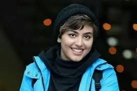سفر در زمان؛ «ریحانه پارسا» در خانه اش و یک ماه پیش از ترک ایران؛ سال ۹۹