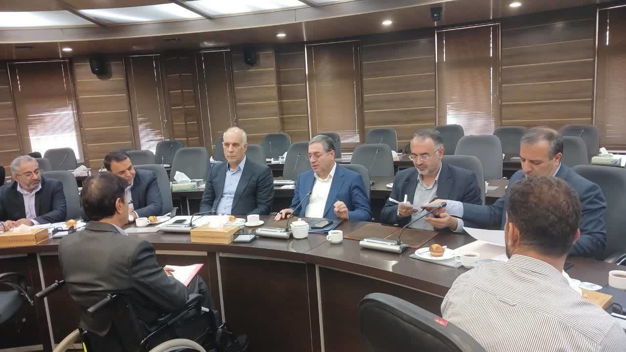 رسیدگی به مشکلات ۱۰۰ تن از مراجعان به استانداری آذربایجان‌غربی