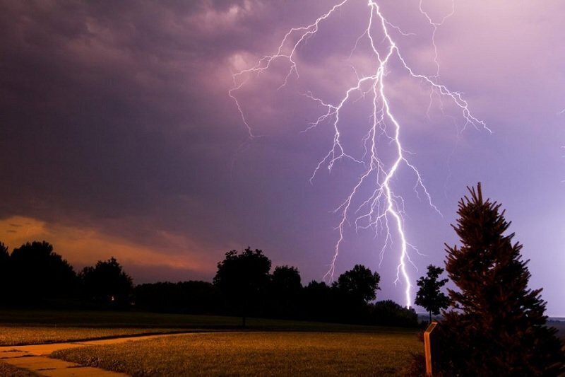 چوپان مراغه ای بر اثر صاعقه درگذشت
