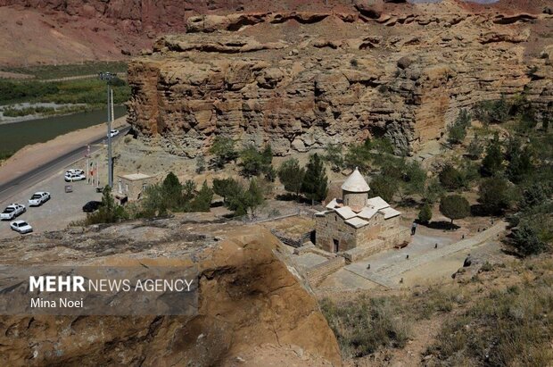 پیام آذری
