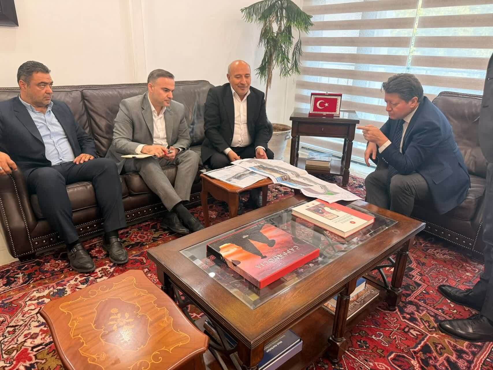 پیام آذری