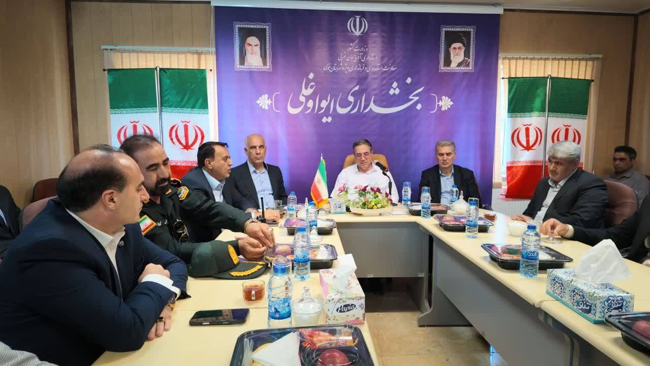 پیام آذری