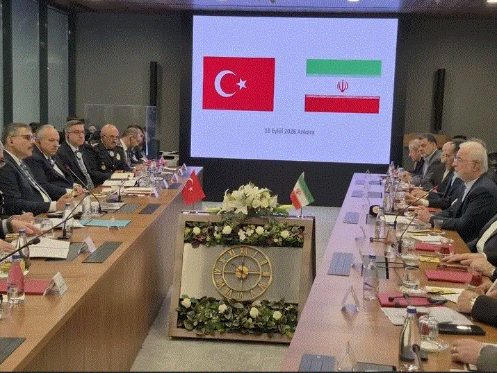 پیام آذری
