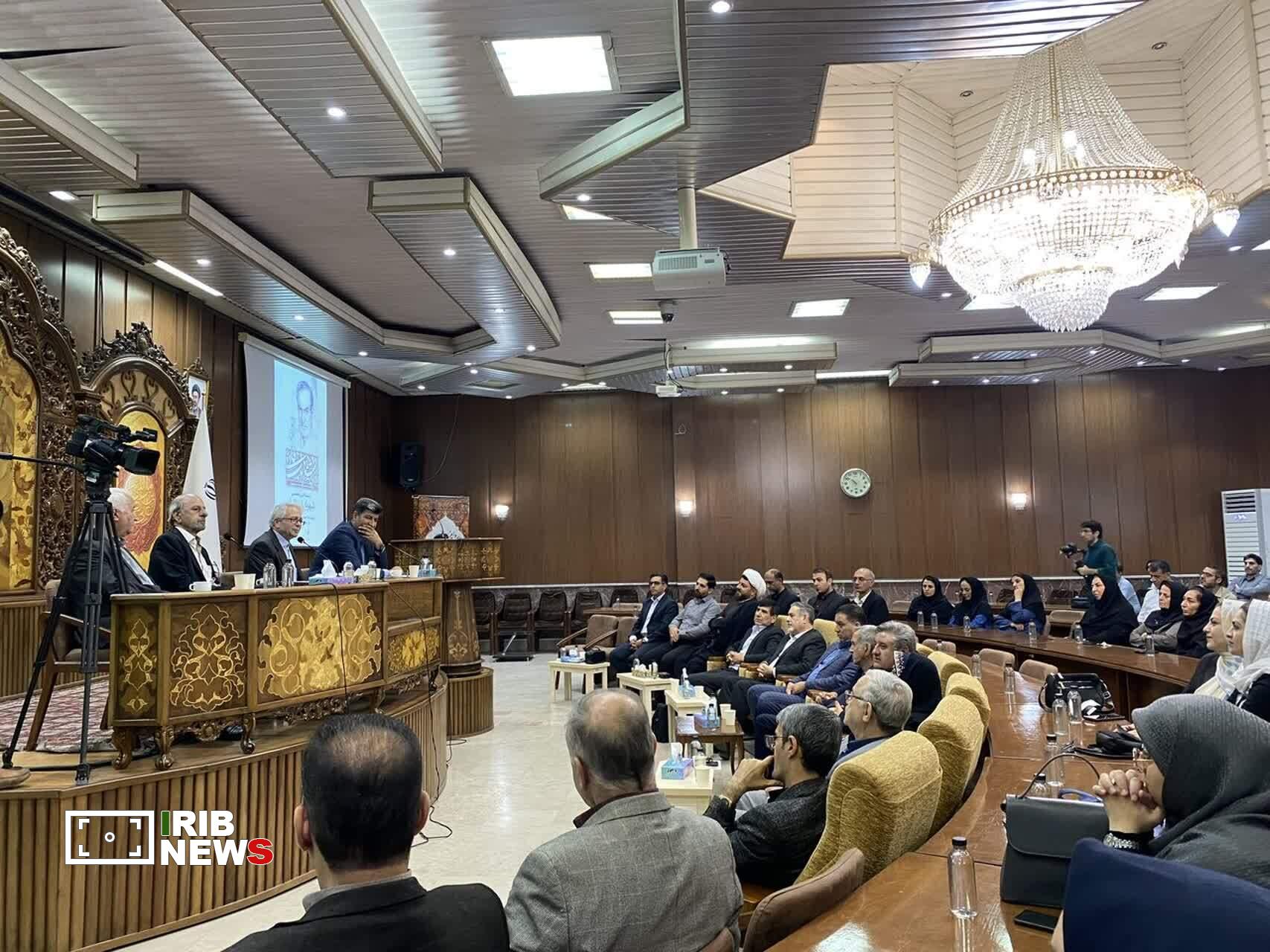 پیام آذری