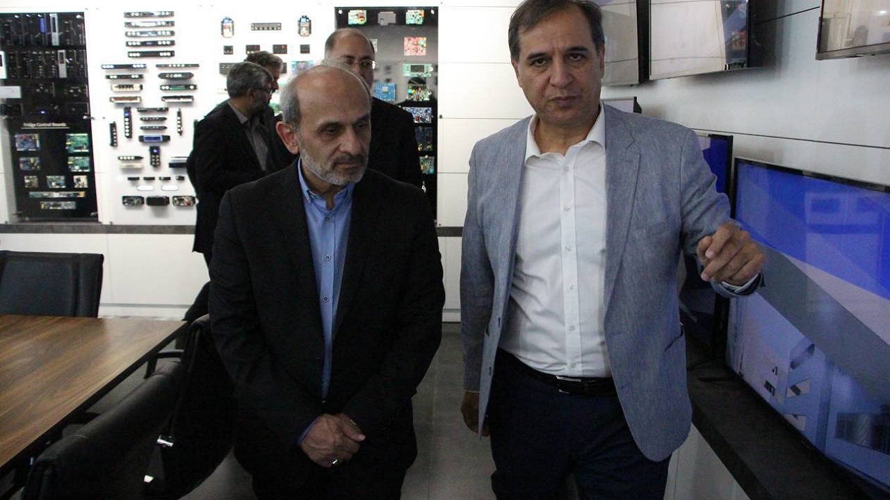 پیام آذری