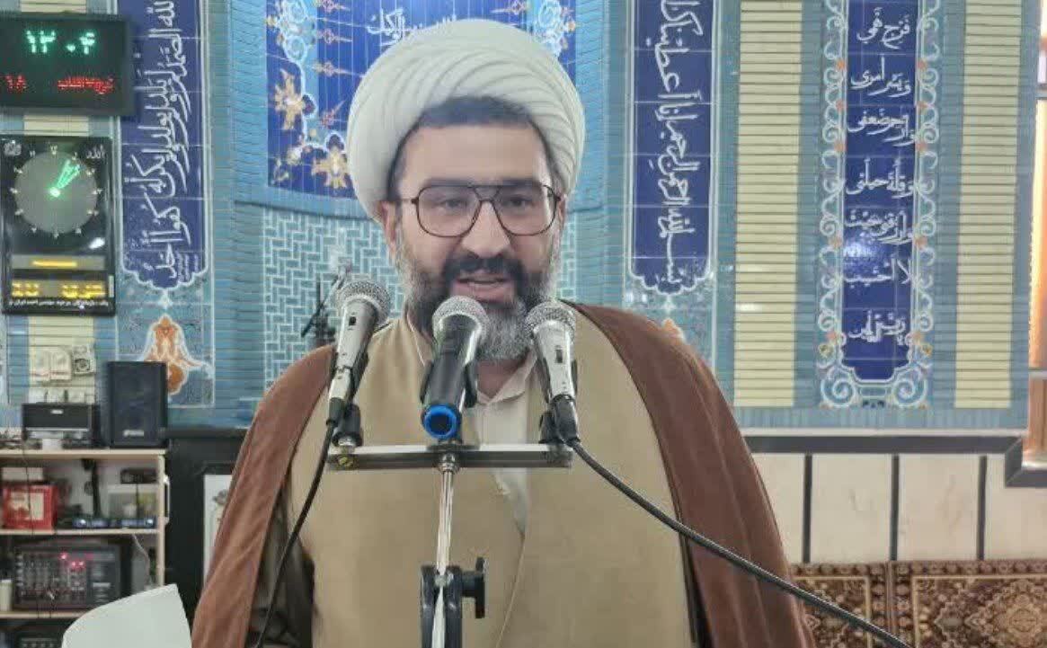 امام جمعه پلدشت:دشمن اهدافش را تغییر نداده؛ ابزارهای جنگ علیه ایران عوض شده است