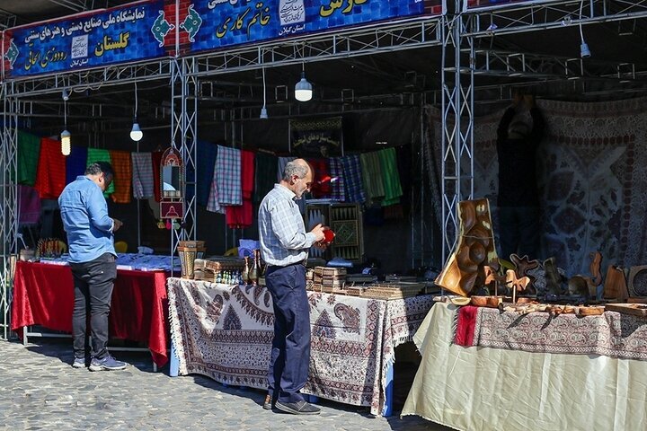 پیام آذری