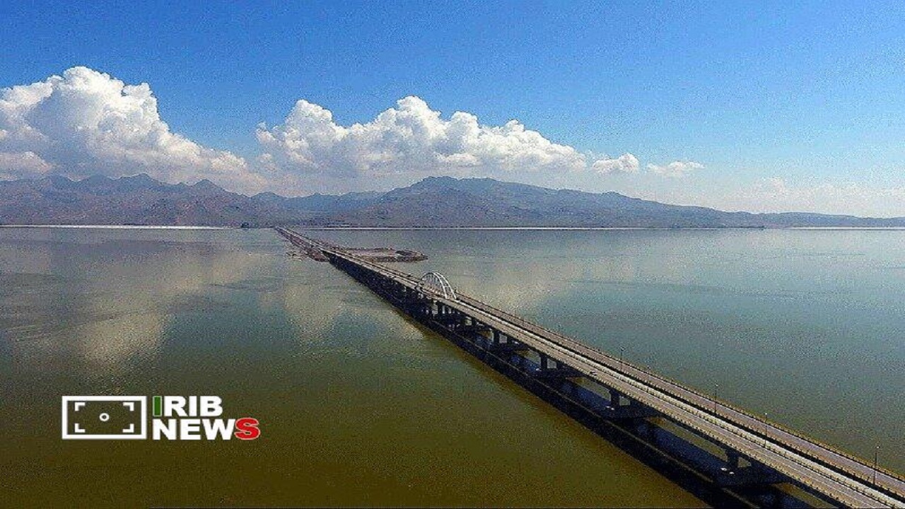 پیام آذری