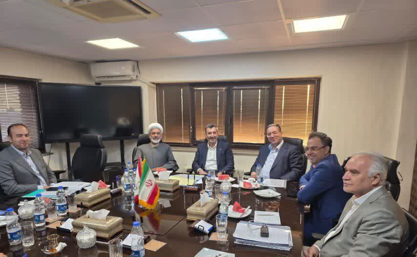 پیام آذری