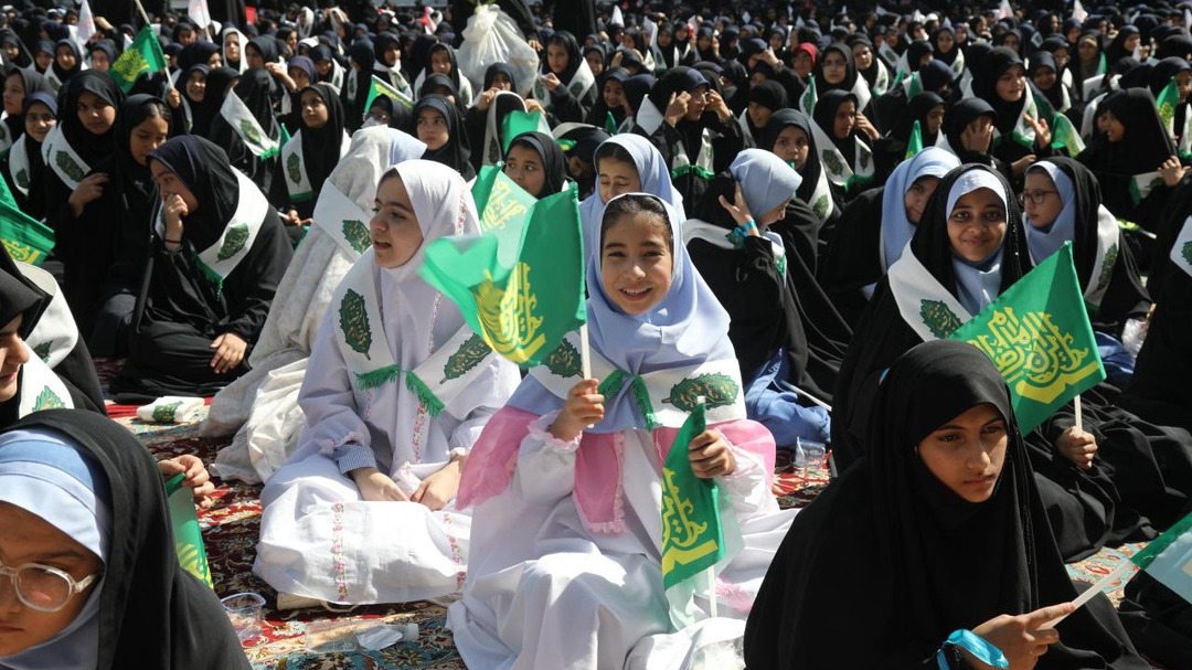 پیام آذری