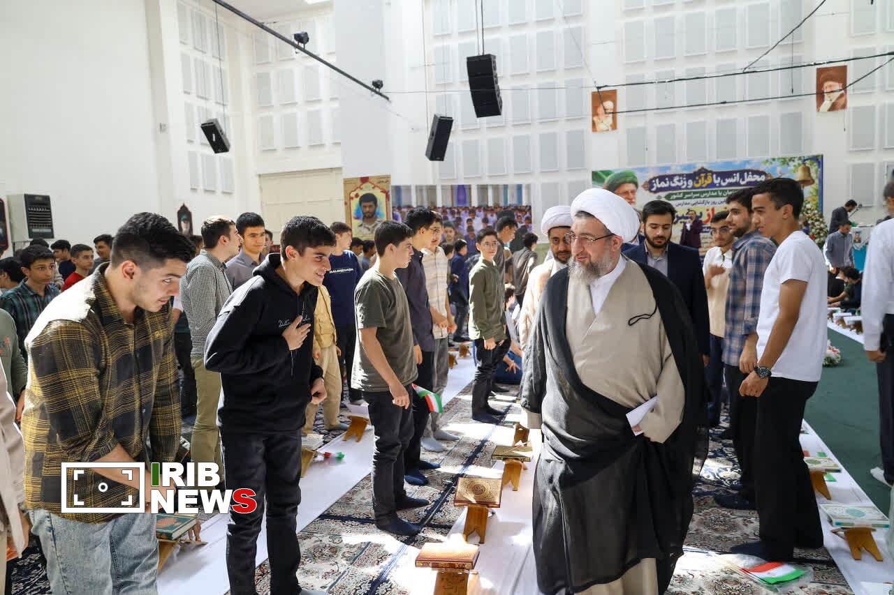 پیام آذری