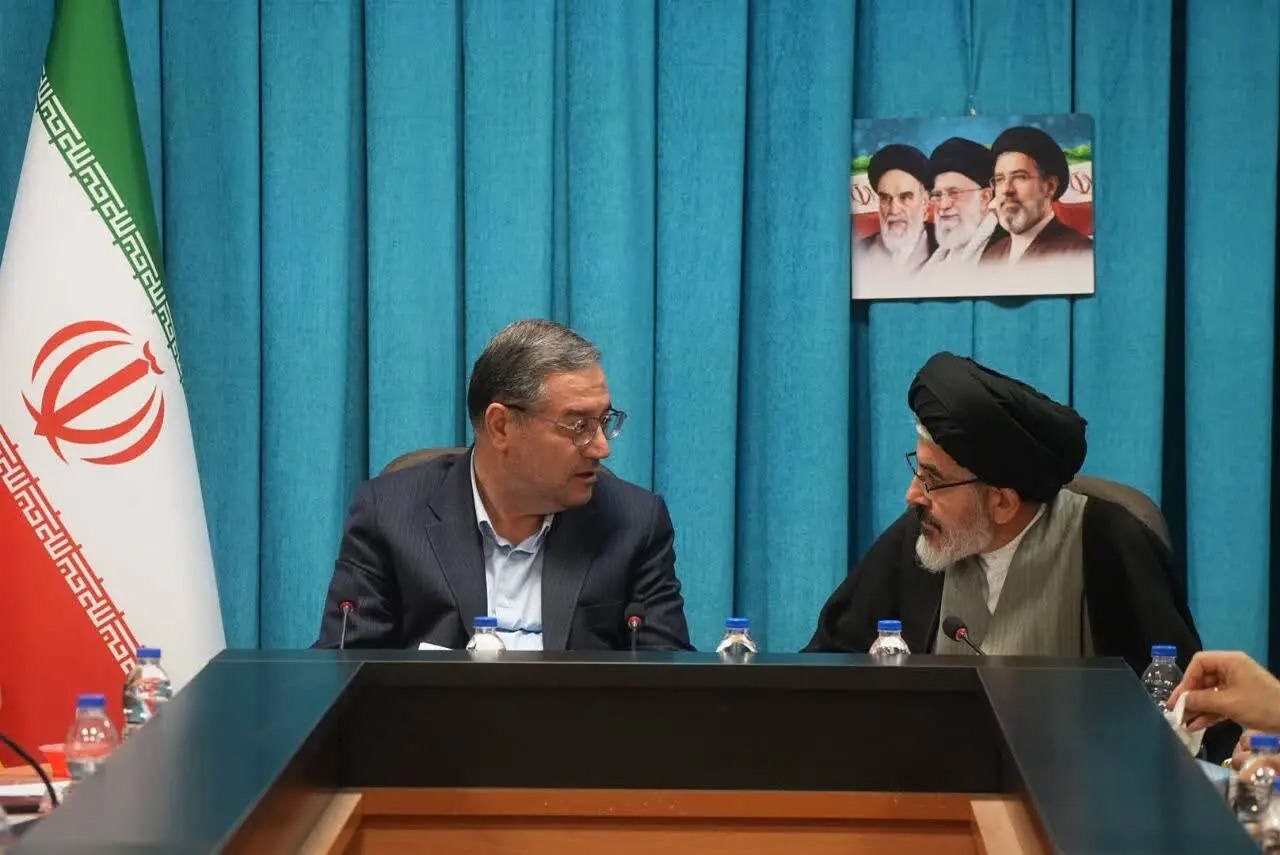 تاکید استاندار بر استفاده از ظرفیت خیرین برای پشتیبانی از عتبات و اربعین