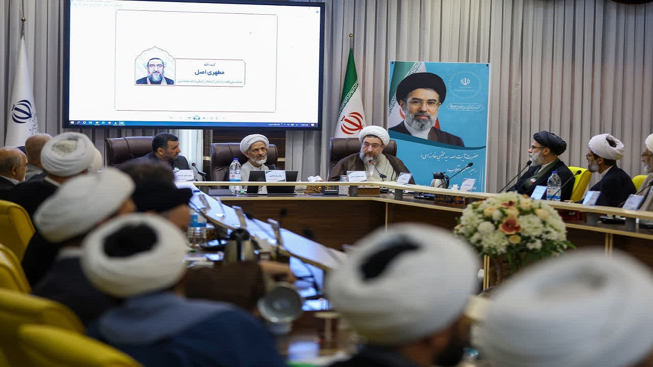 پیام آذری