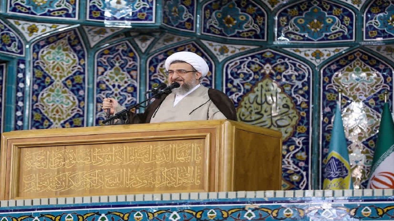 قدردانی امام جمعه تبریز از مواضع انقلابی رئیس جمهور در سازمان ملل