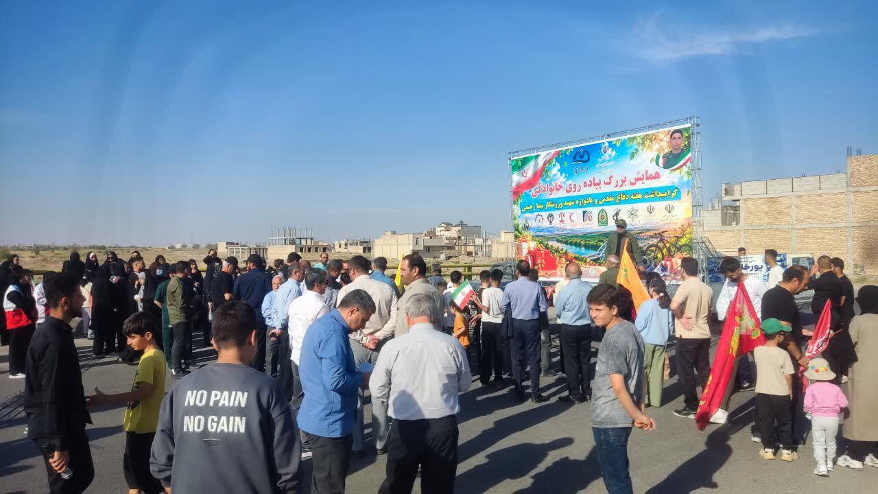 همایش پیاده روی خانوادگی در شهرستان پلدشت