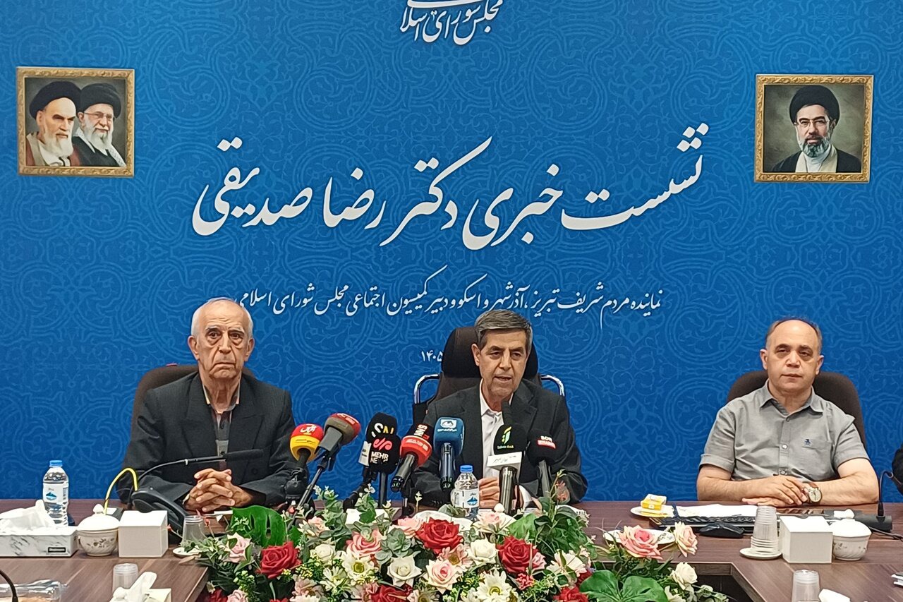 صدیقی: اصحاب رسانه زبان گویای مردم و خط مقدم جنگ شناختی هستند