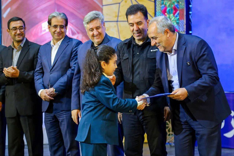 درخشش نبوغ اردبیلی در جشنواره سراسری موغام