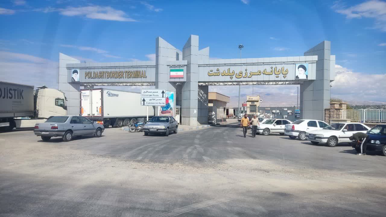 توقف کامیون‌هادر گمرک پلدشت به دلیل محدودیت پذیرش در گمرک نخجوان