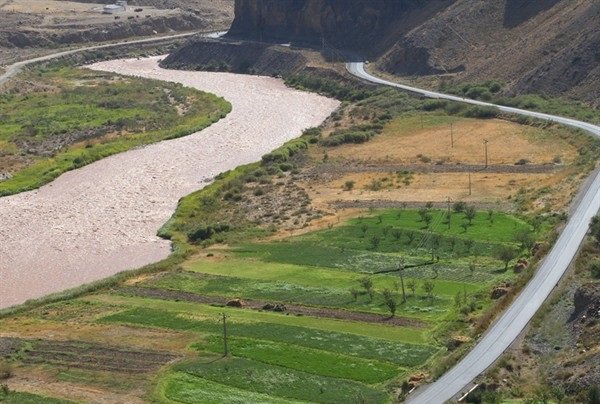پیام آذری