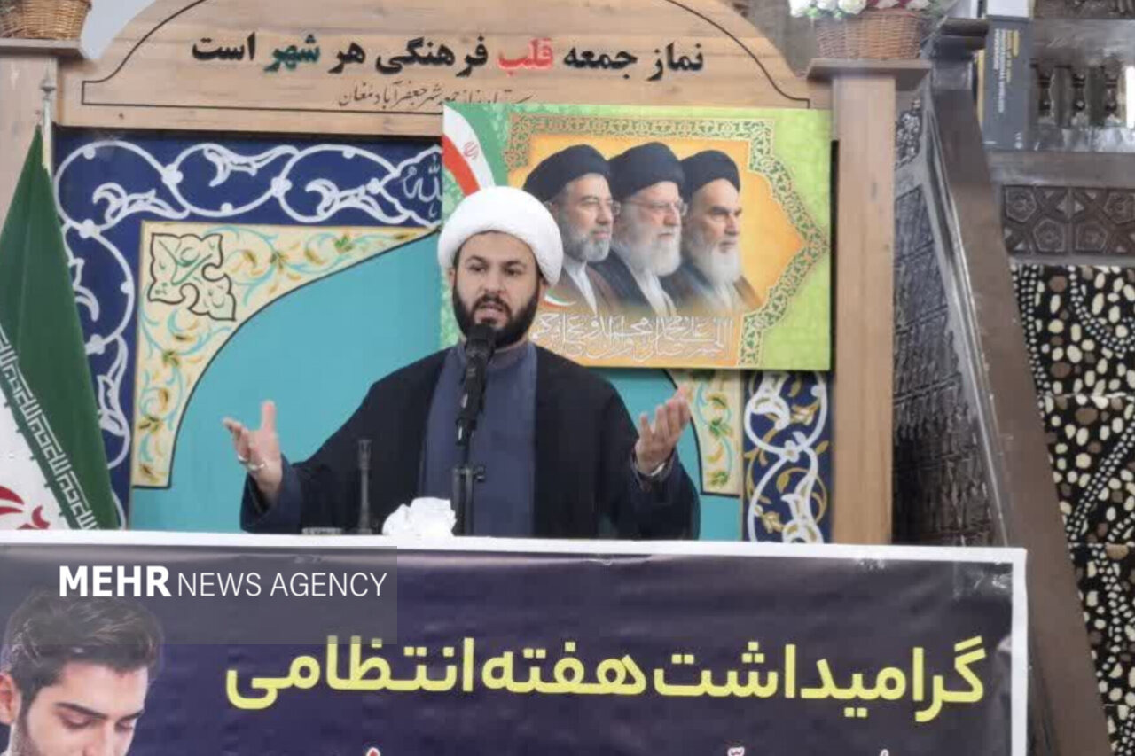 بی‌تفاوتی در سرشماری، ده سال عقب‌ماندگی؛ هشدار امام جمعه جعفرآباد