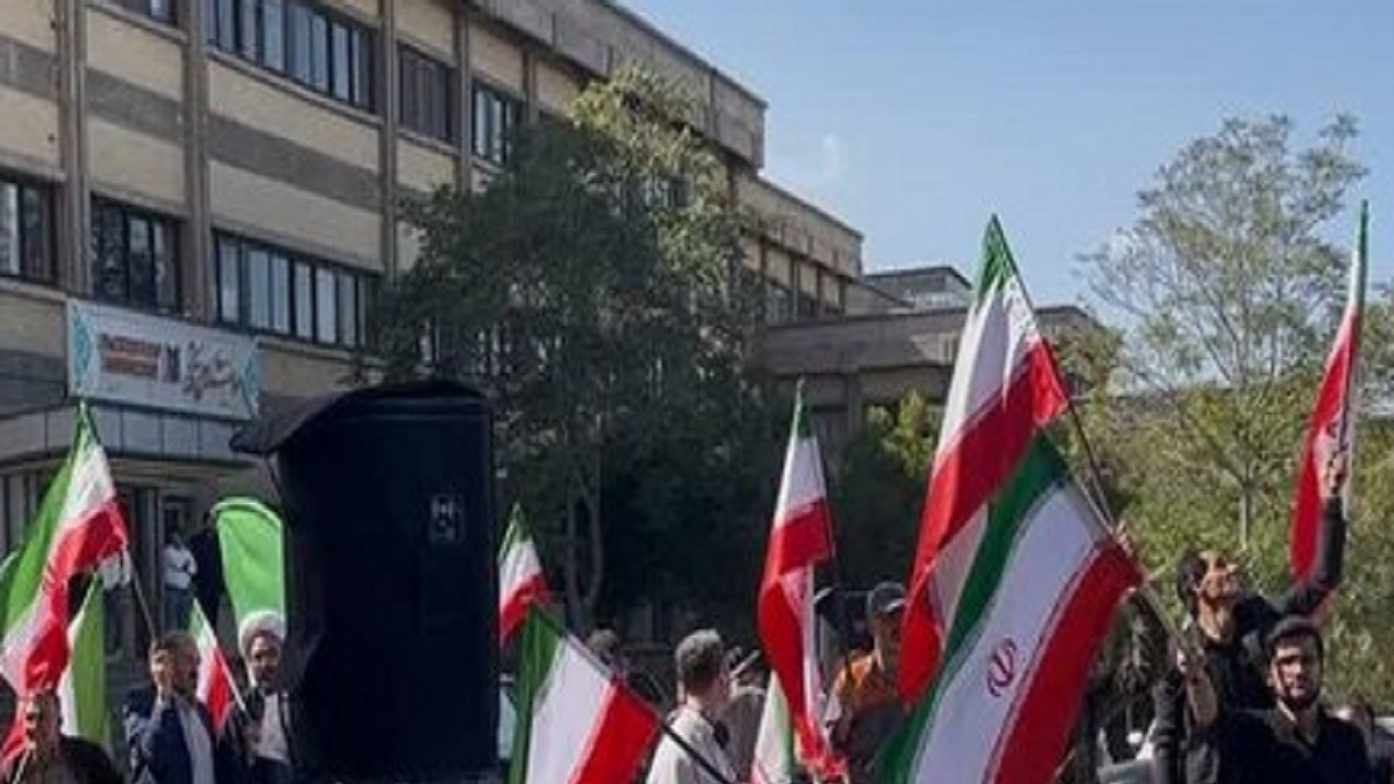 تجمع دانشجویان و اساتید دانشگاه علوم پزشکی تبریز در حمایت از وحدت و همبستگی