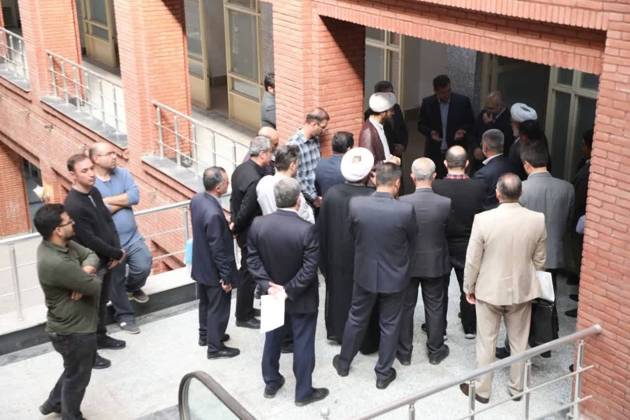 پیام آذری