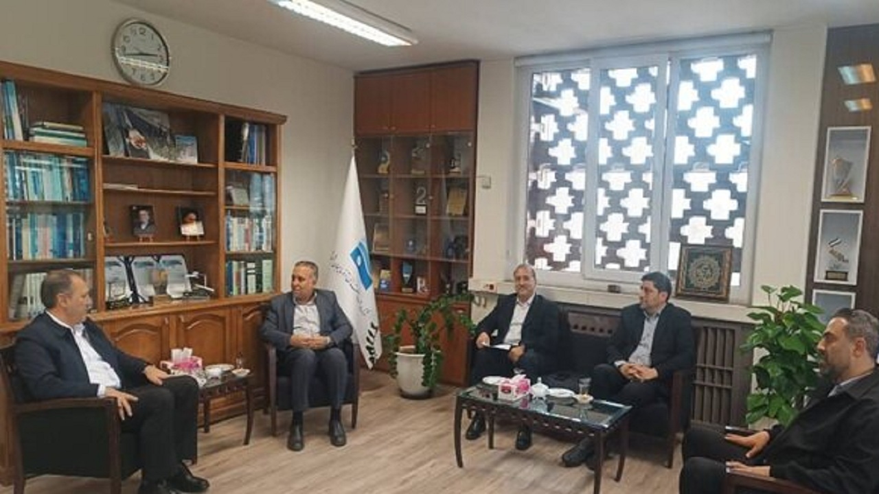پیام آذری