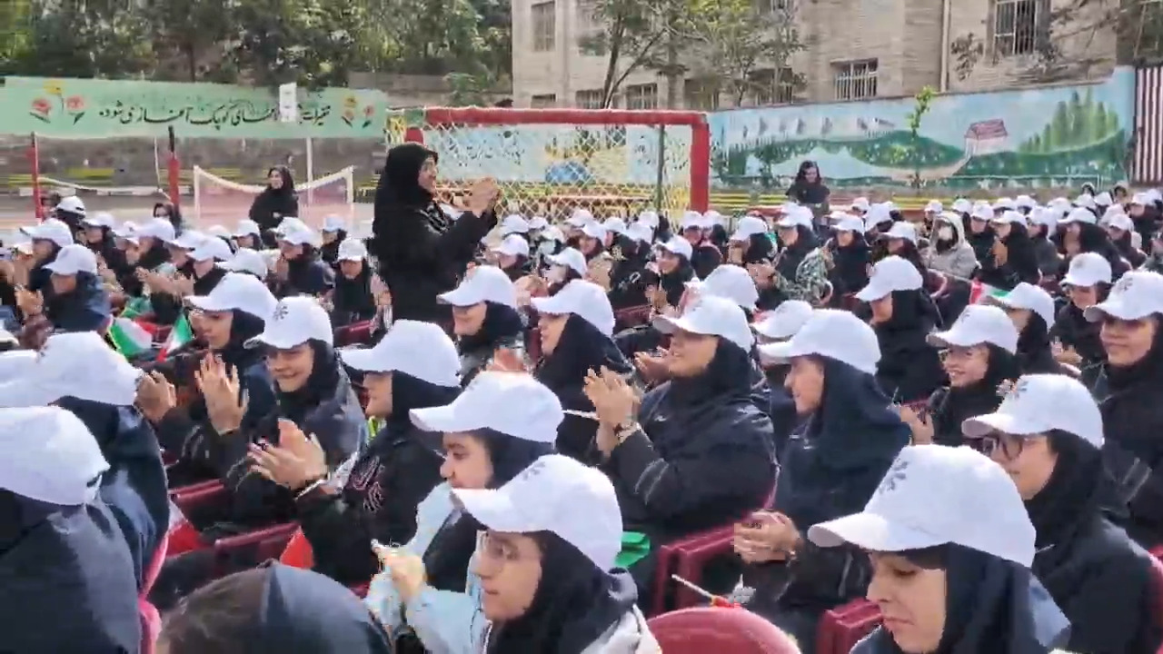 پیام آذری