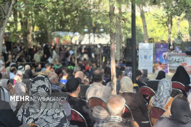 پیام آذری