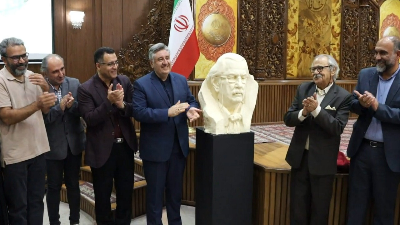 پیام آذری