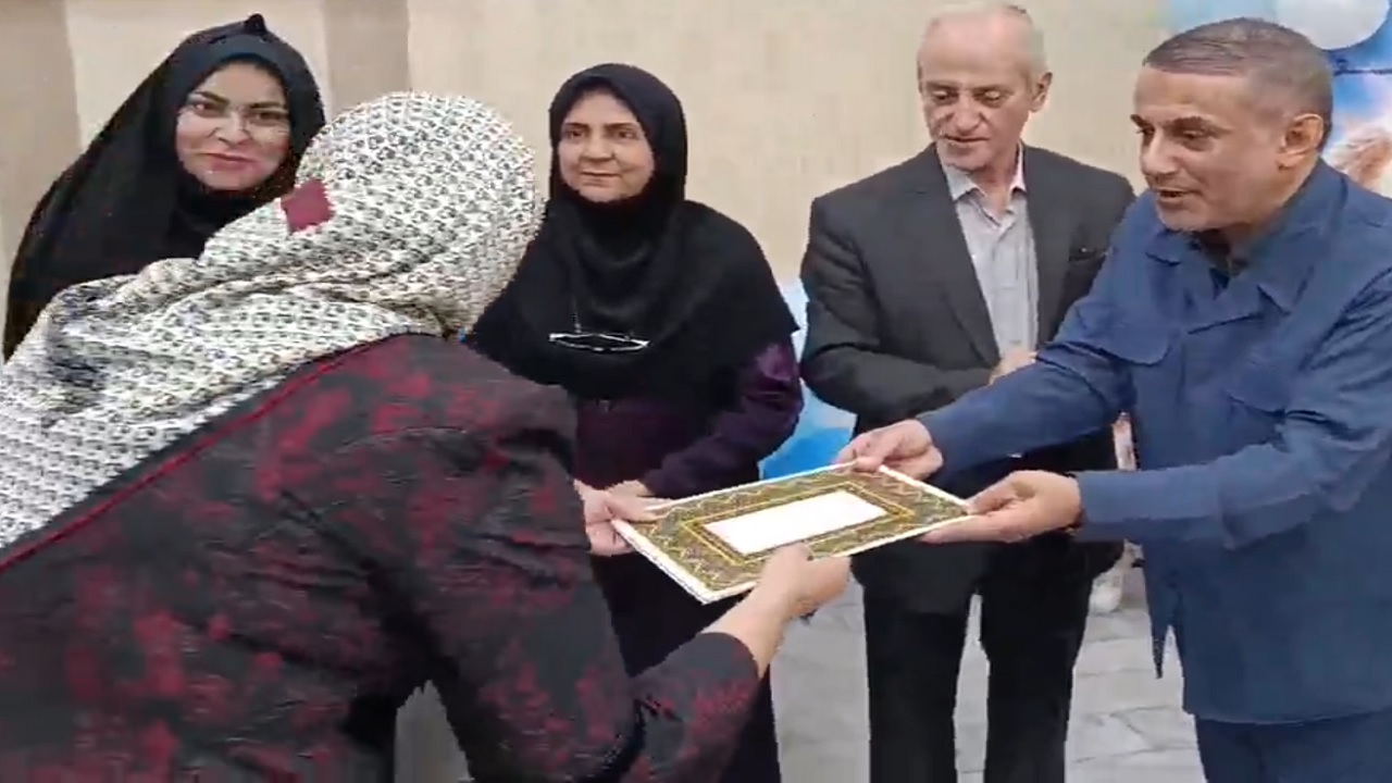 پیام آذری