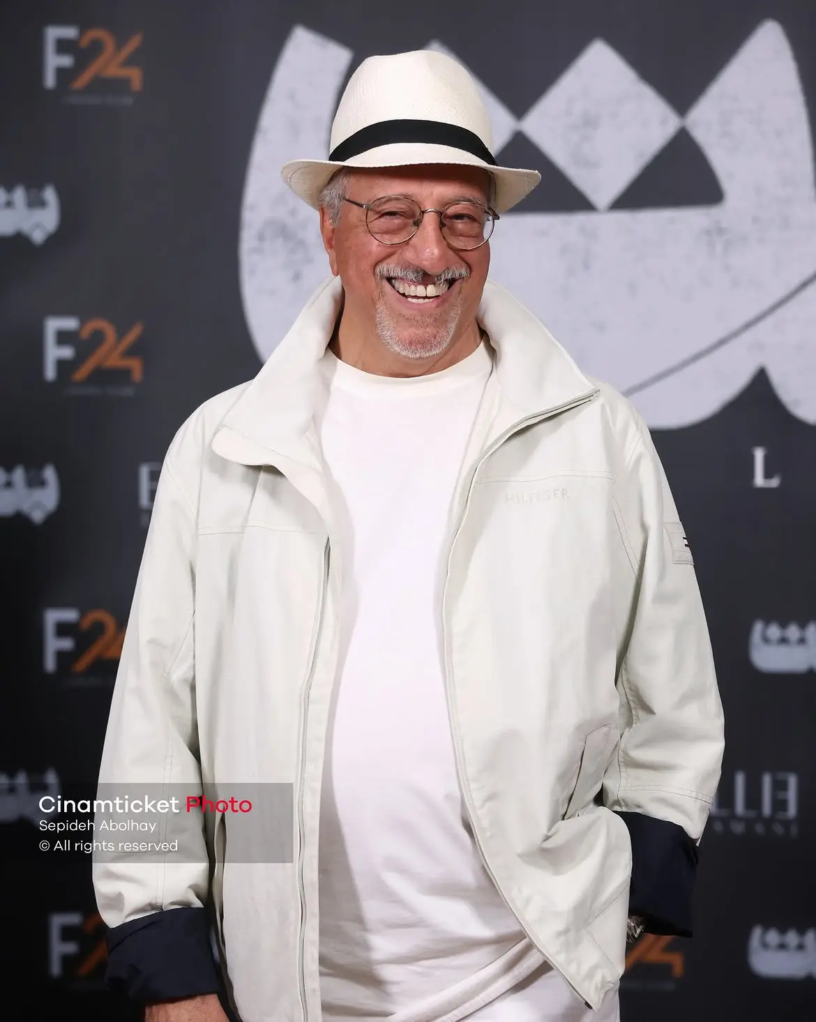پیام آذری