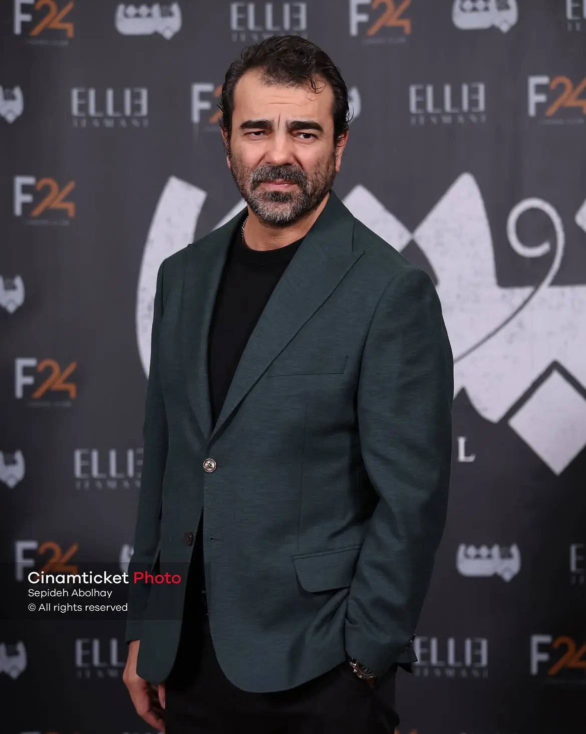 پیام آذری