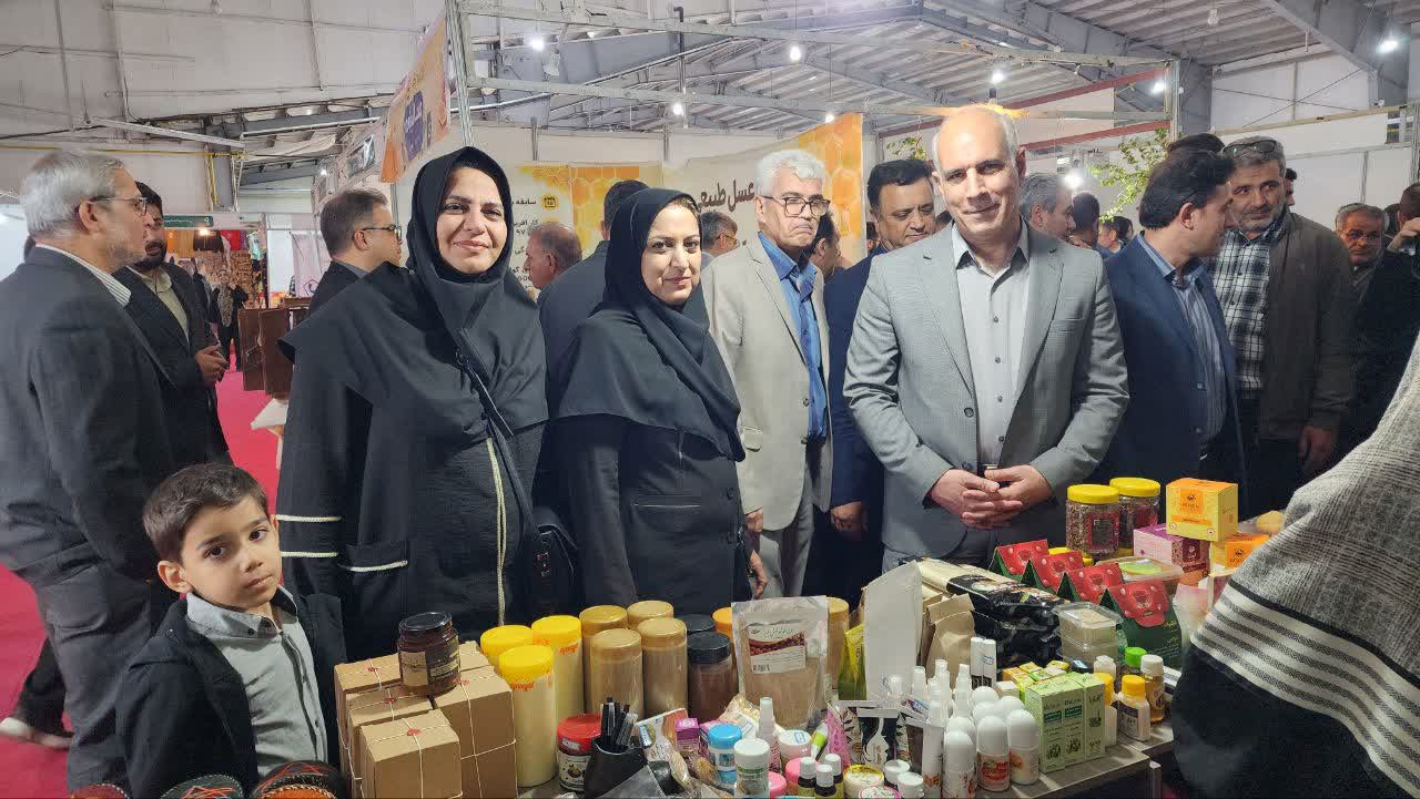 نمایشگاه ملی روستا بازار در ارومیه افتتاح شد