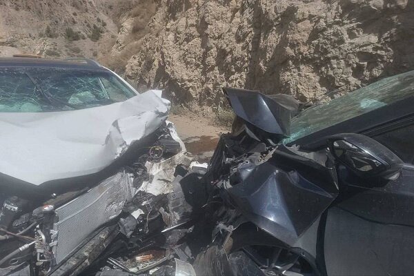برخورد شدید دو دستگاه خودرو در جاده ارومیه-سلماس ۹ مصدوم بر جای گذاشت