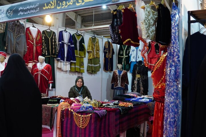 پیام آذری