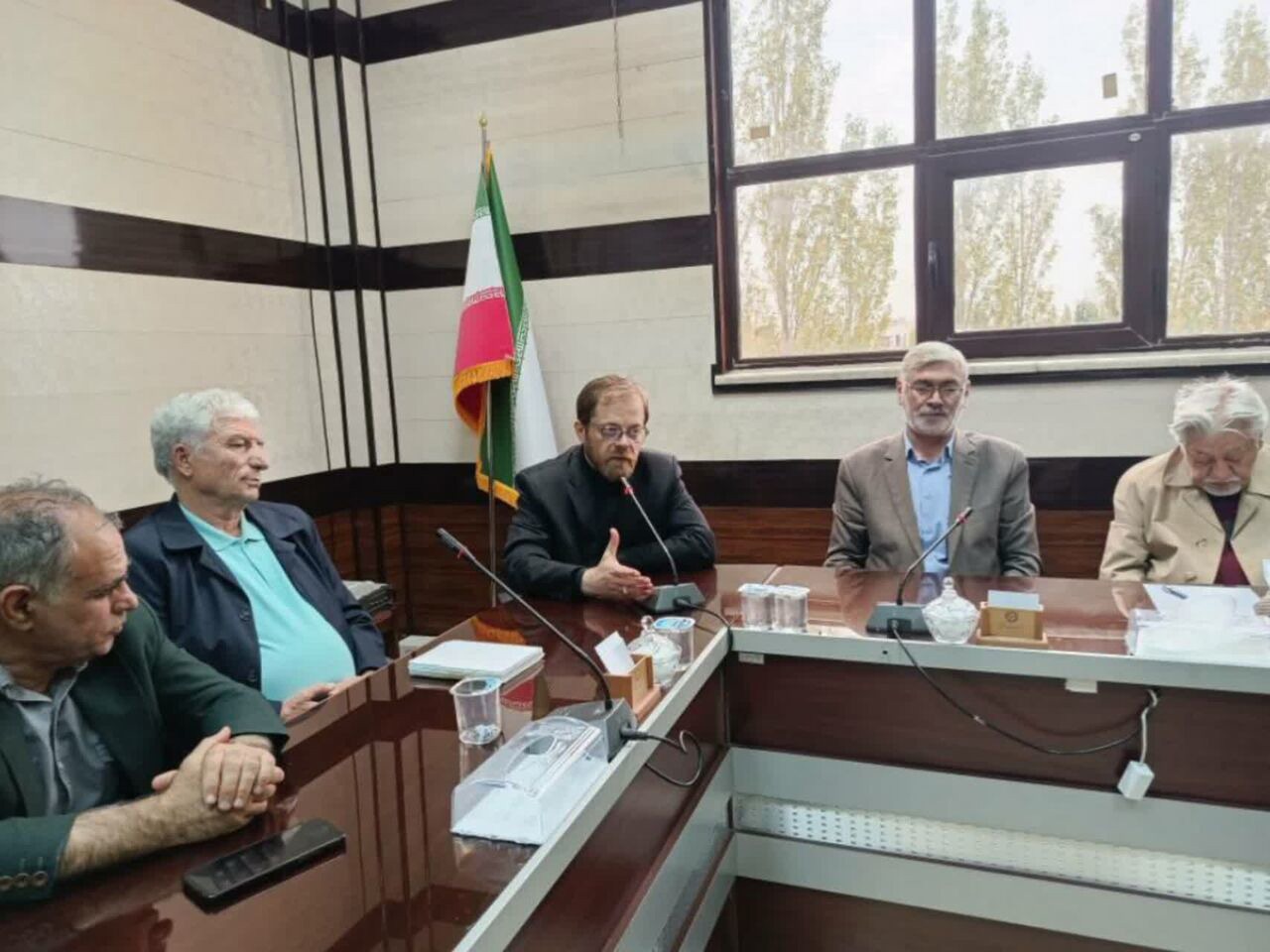 محفل ادبی عصر شعر در اردبیل برگزار شد