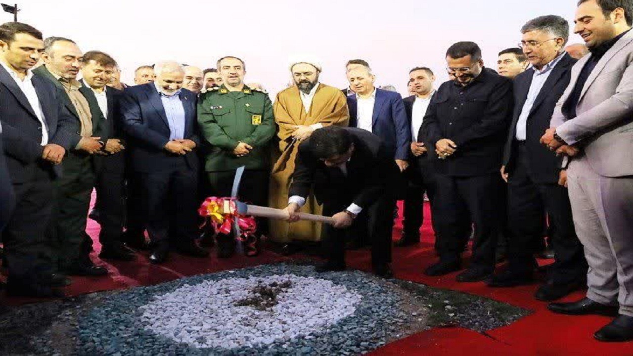کلنگ زنی مجموعه میدان حبوبات آذرشهر