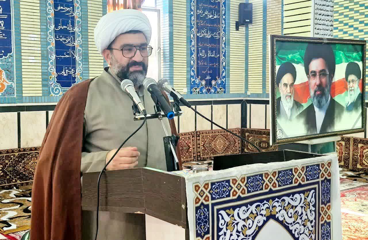 پیام آذری