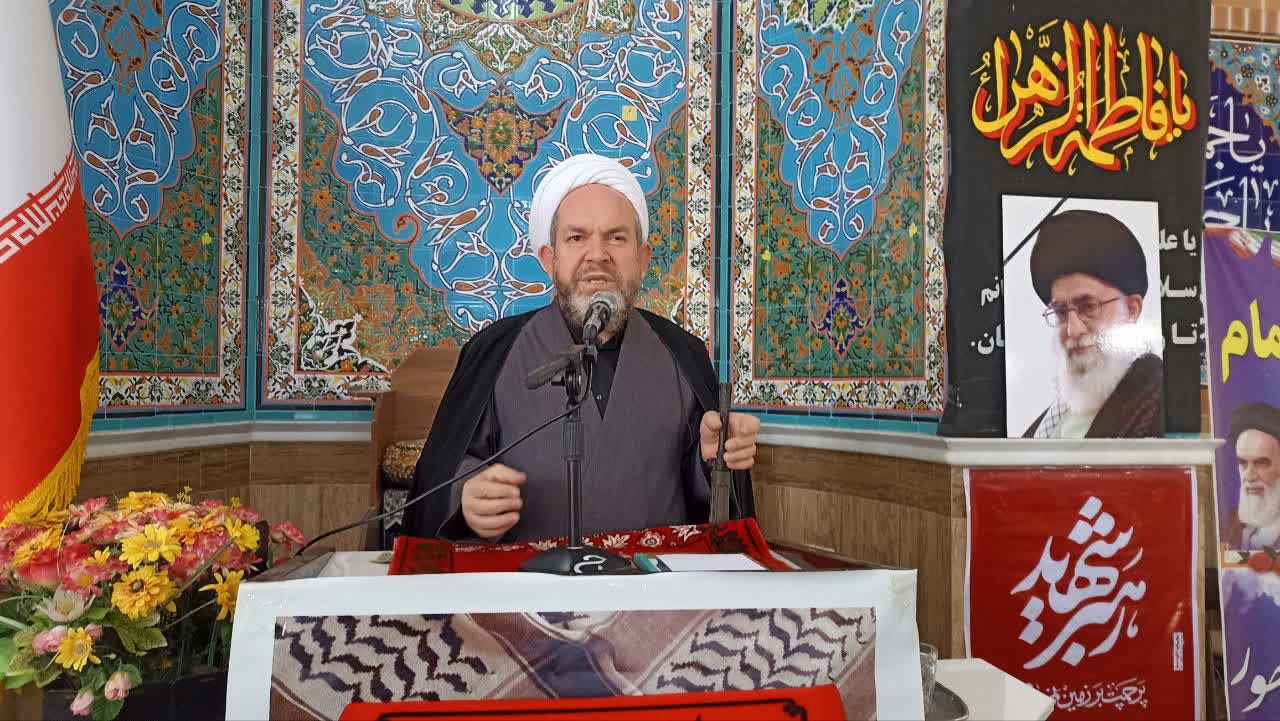پیام آذری